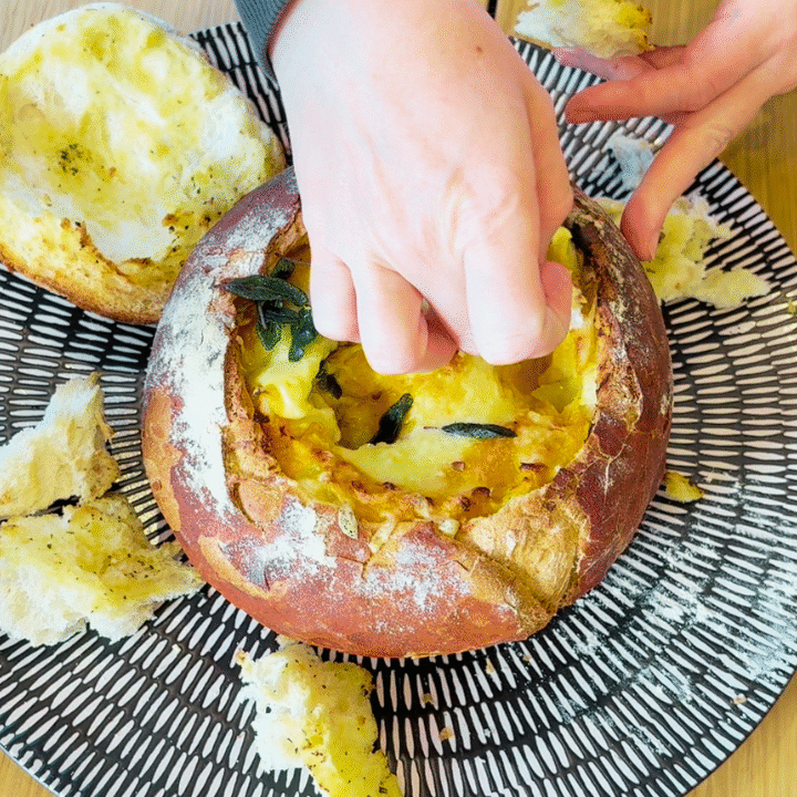 Pumpkin & Sage Cob Loaf